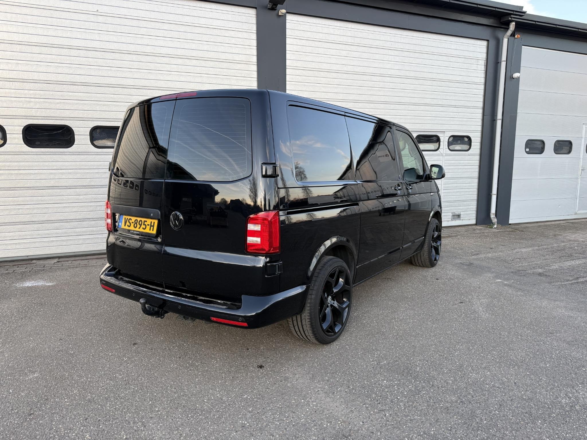 Volkswagen Transporter 2.0 TDI L1H1 MARGE Highline Led/DSG/L, Auto's, Euro 5, Stof, Gebruikt, Zwart