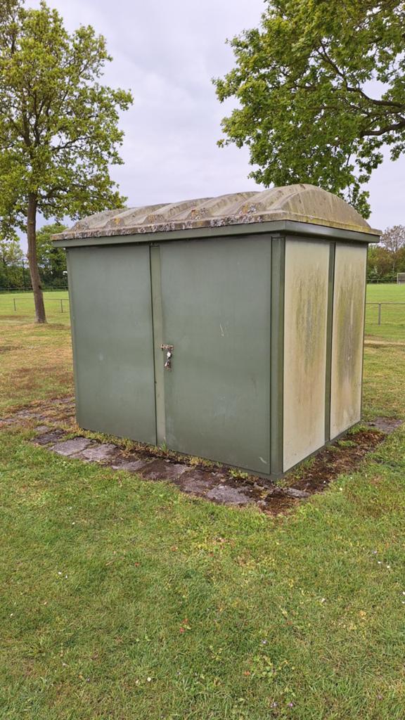 Solide berging ( voor volkstuin  ?), Tuin en Terras, Ophalen of Verzenden, Gebruikt