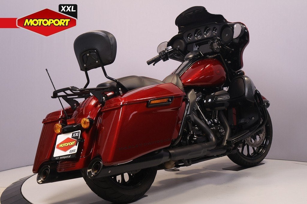 Harley-Davidson STREET GLIDE SPECIAL (bj 2018), H-DCUSTOMERSERVICE@Harley-Davidson.com, Harley-Davidson Benelux, Toermotor, Laan van Vredenoord 33
2289 DA  Rijswijk ZH, NL