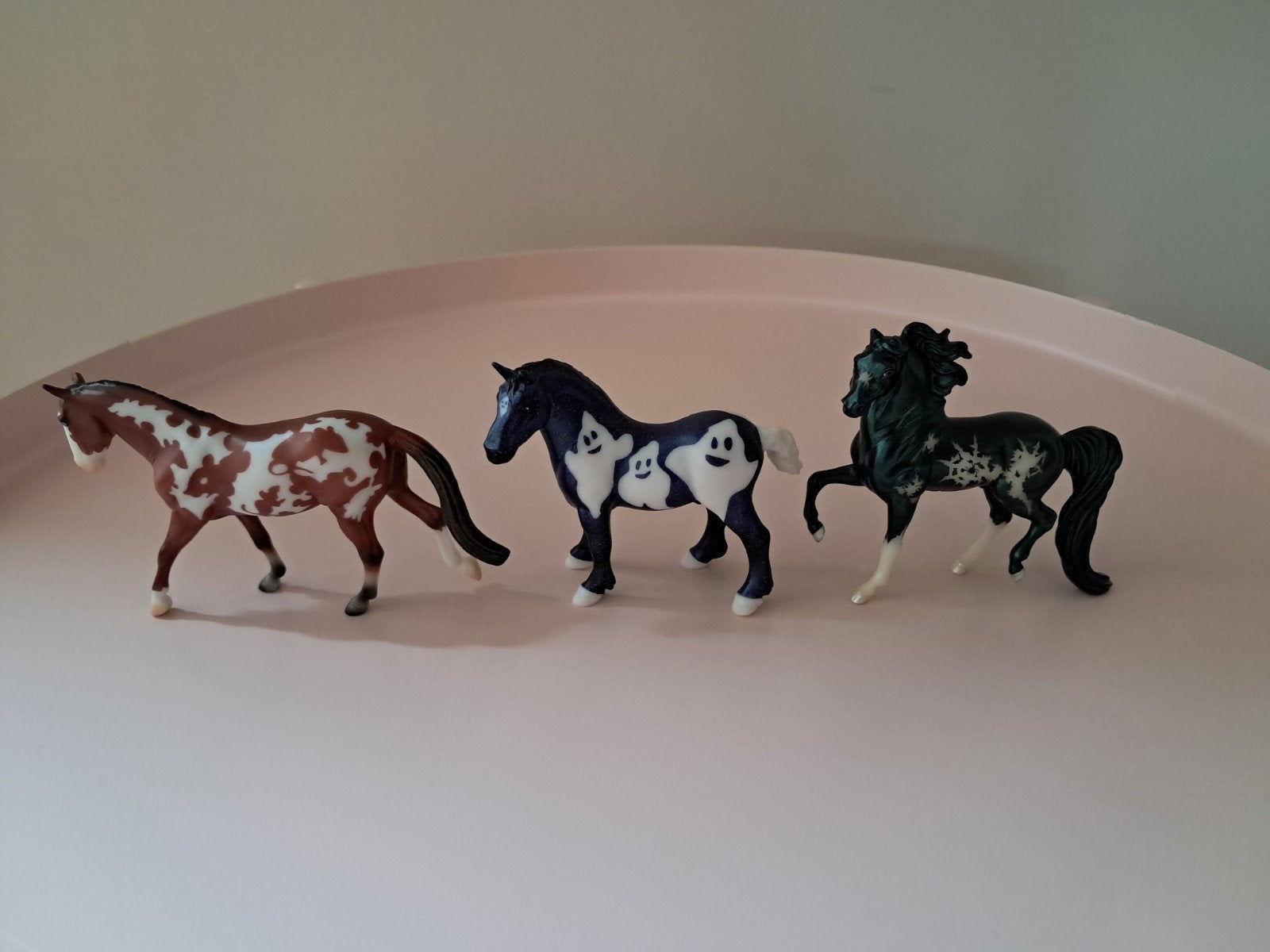 Breyer stablemates halloween, Ophalen of Verzenden, Zo goed als nieuw, Paard, Beeldje of Figuurtje