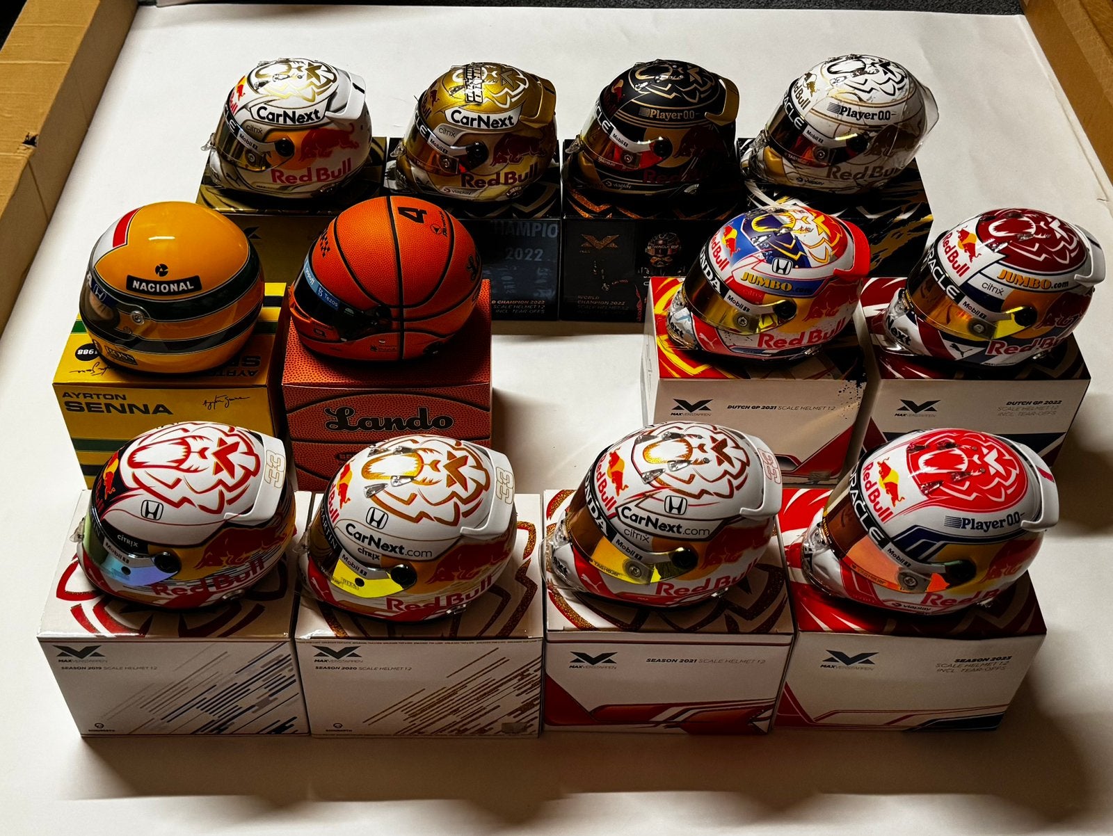 Max Verstappen verzameling 1:2 helmen & 1:18 raceauto’s, Verzamelen, Ophalen of Verzenden, Zo goed als nieuw, Formule 1