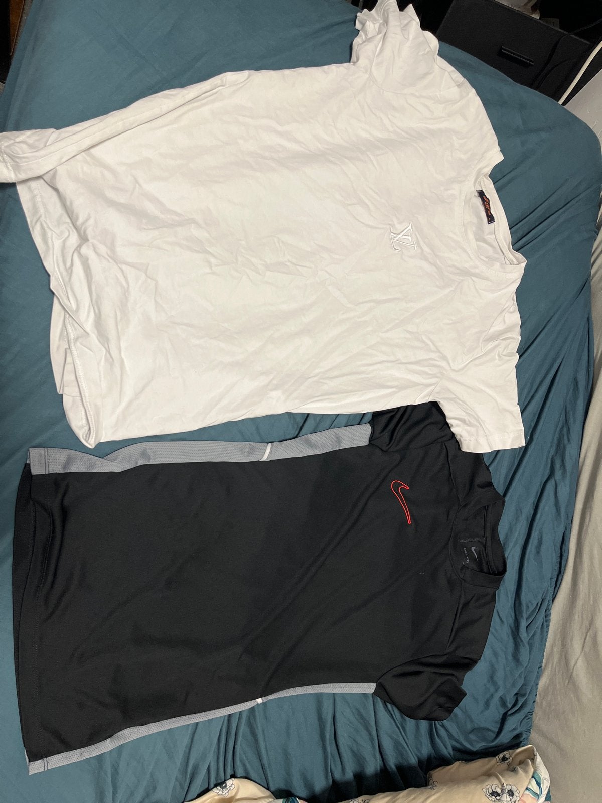Louis Vuitton en Nike T-shirts, Ophalen of Verzenden, Gedragen, Maat 52/54 (L), Wit