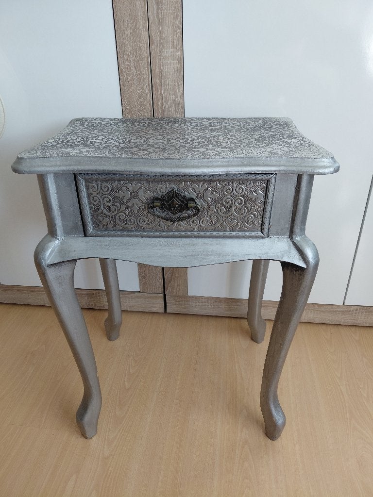 Nachtkastje, Ophalen, Zo goed als nieuw, Minder dan 45 cm, 55 tot 70 cm
