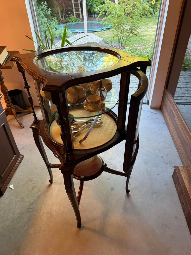Klassieke Vitrinekast - Bijzonder en Elegant, Ophalen, 75 cm of meer, 50 tot 100 cm, Overige houtsoorten