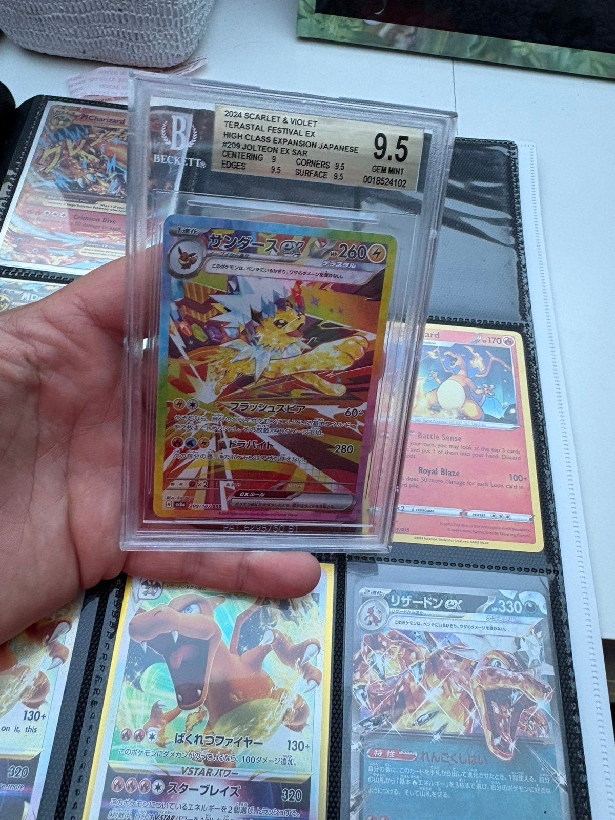 Jolteon festival becket 9,5, Ophalen of Verzenden, Zo goed als nieuw, Meerdere kaarten, Foil