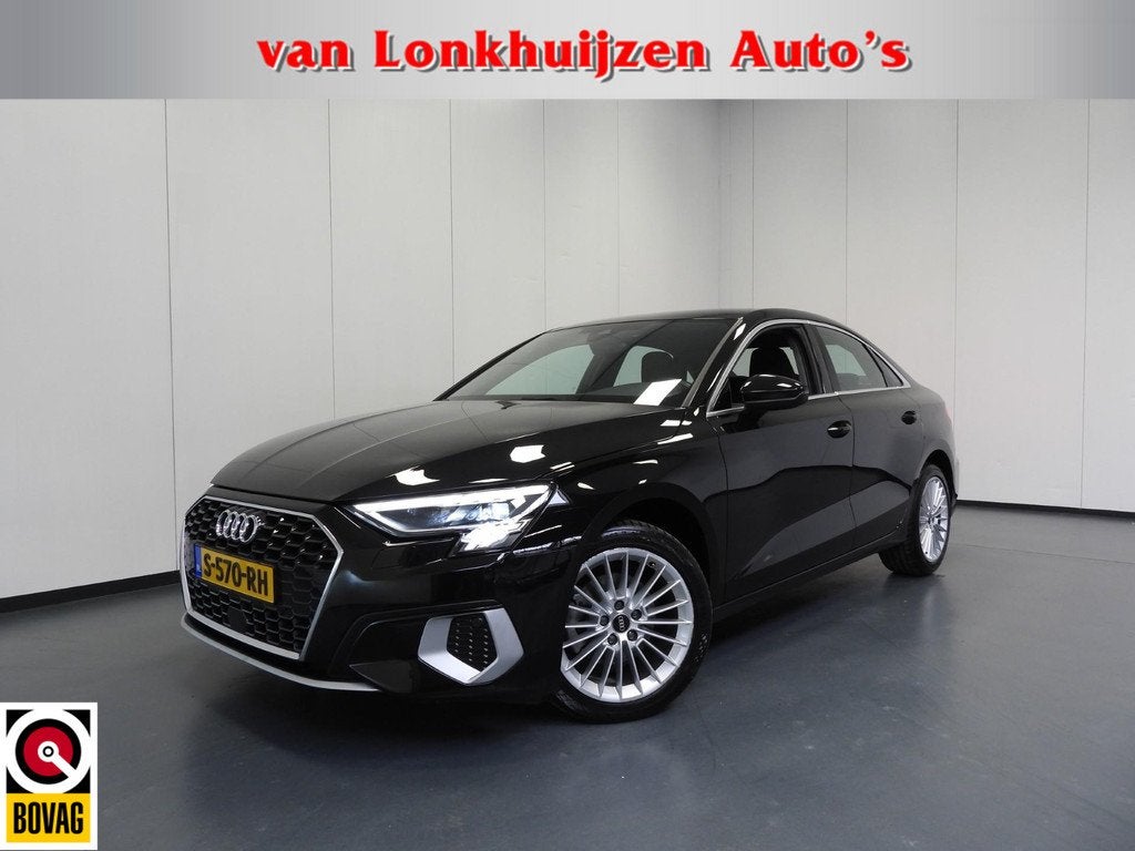 Audi A3 Limousine 30 TFSI Aut. Advanced Edition NAVI/VIRTUAL, Auto's, Audi, Stof, Gebruikt, Zwart, Origineel Nederlands