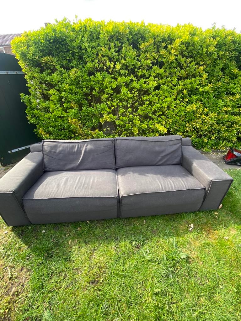 Grijze bank, Tuin en Terras, Tuinsets en Loungesets, Ophalen, Zo goed als nieuw, Bank