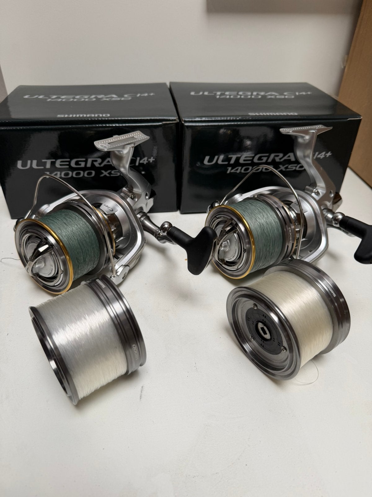 2 x Shimano ultegra 14000 XSC, Watersport en Boten, Ophalen, Zo goed als nieuw, Molen