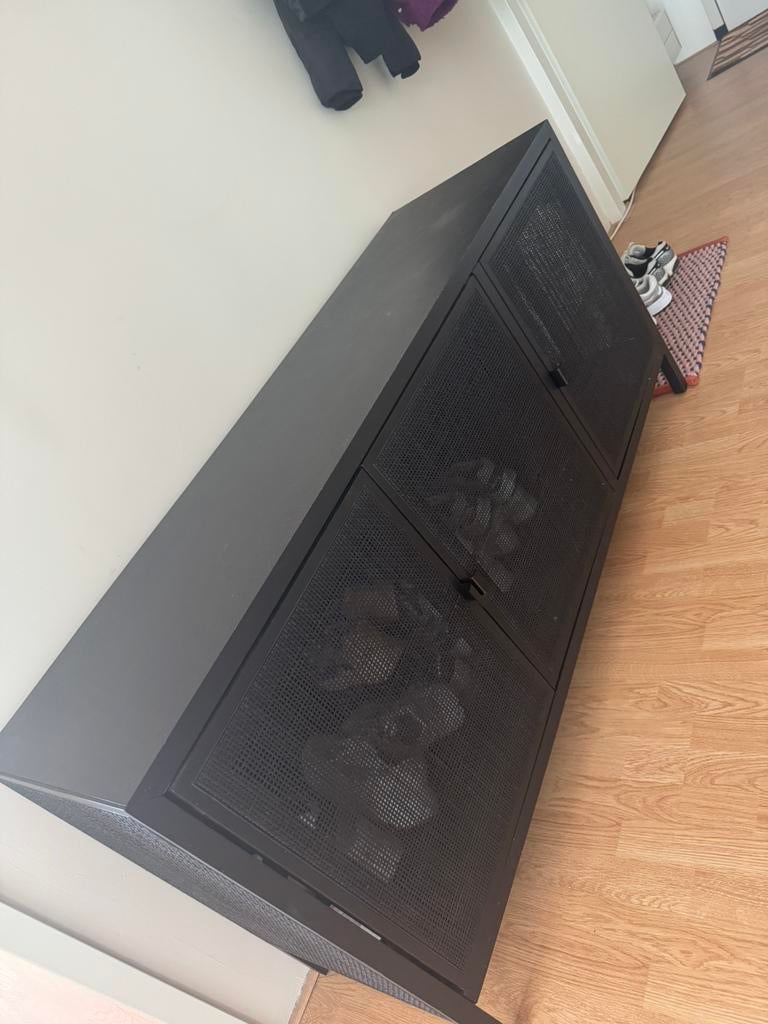 Rotan karwei kast zwart, Ophalen, Gebruikt