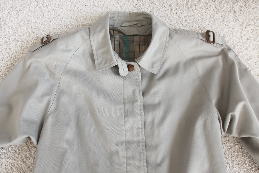 Mooie Lange Ravens Dames Jas (L) € 60,-, Kleding | Dames, Overige kleuren, Maat 42/44 (L), Ophalen of Verzenden, Zo goed als nieuw