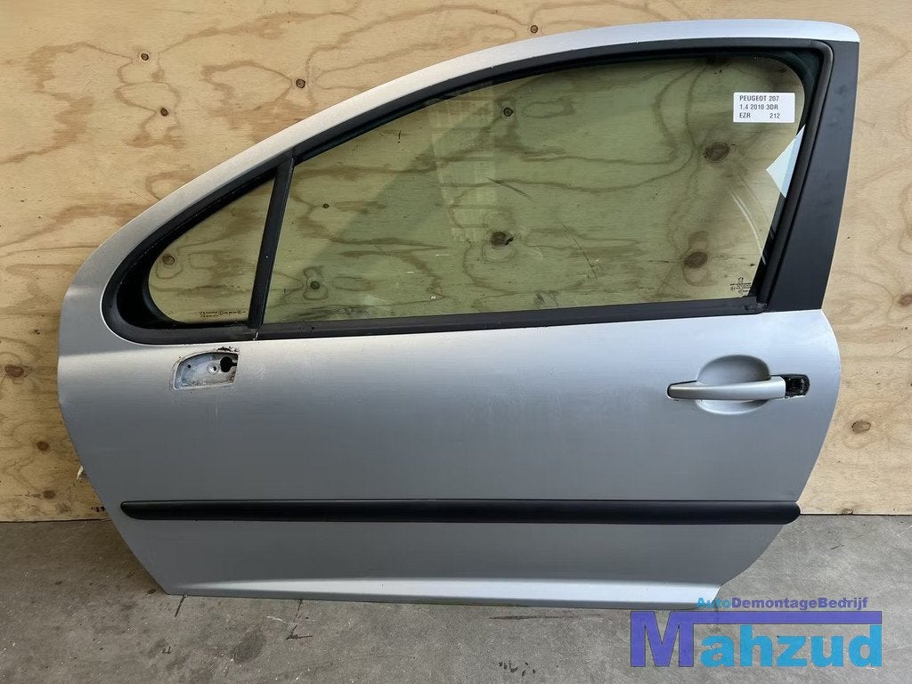 PEUGEOT 207 zilver EZR links 3Deurs deur portier2006-2015, Taurusavenue 1
2132 LS  Hoofddorp, NL, Gebruikt, Contact.group@renault.com