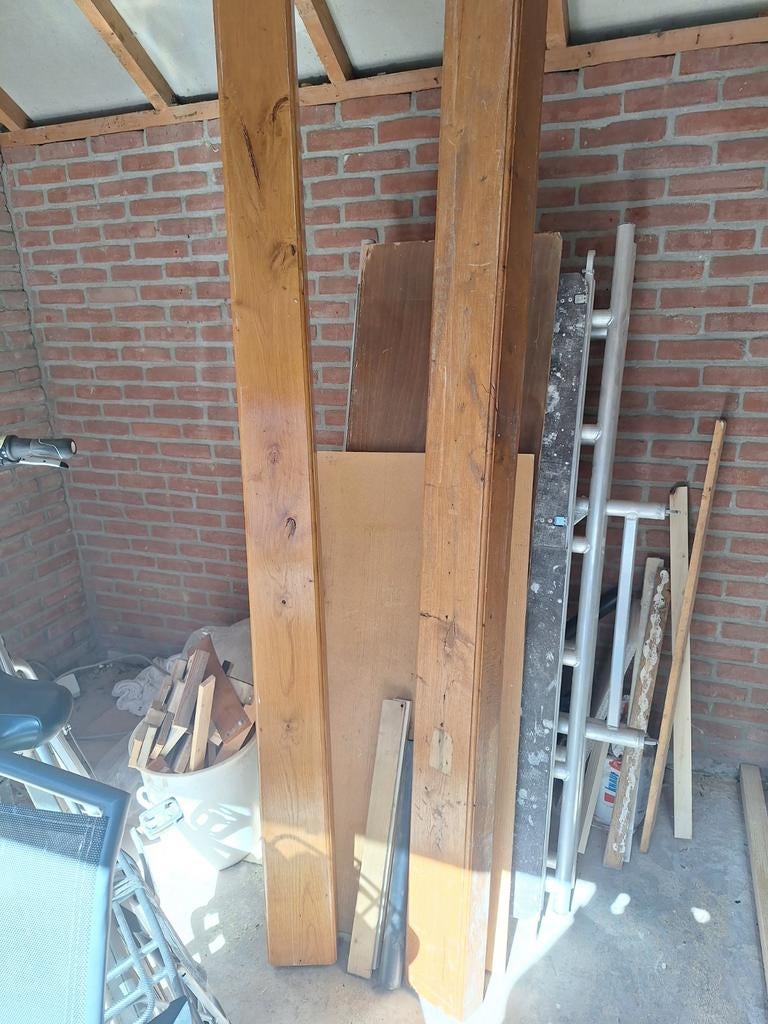 2 Mooie Dikke Balken - 2.46m & 2.42m lang, 16.5x8.5cm, Doe-het-zelf en Verbouw, Hout en Planken, Ophalen