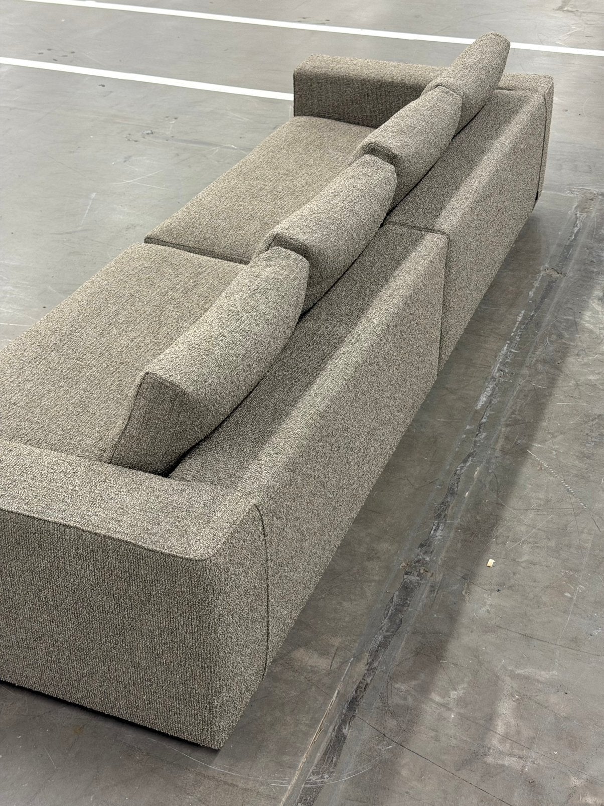 Minotti Hamilton Bank | Boucle | NIEUWSTAAT + Garantie, 100 tot 125 cm, Stof, 300 cm of meer, Ophalen of Verzenden
