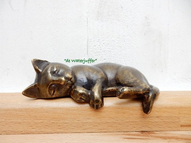 105* Bronzen slapend poesje (Boven €75 geen verzendkosten), Ophalen of Verzenden, Nieuw, Overige materialen
