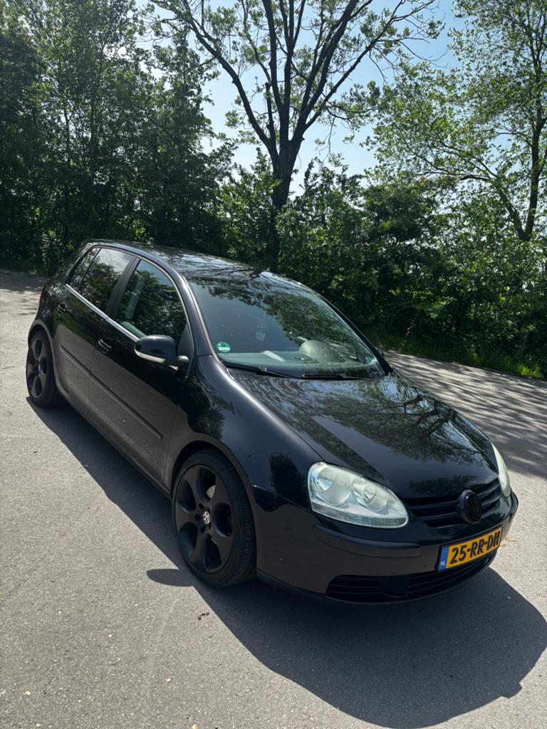 Volkswagen Golf 2.0 FSI 110KW 5D • NIEUWE APK 7-2027 •, 1254 kg, Stof, 4 cilinders, Zwart