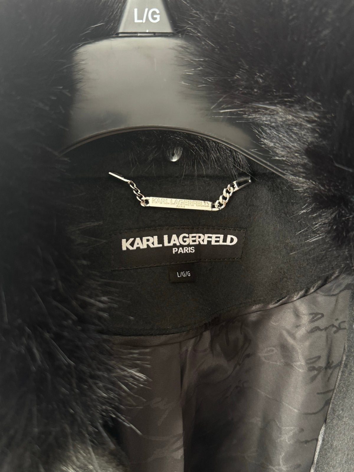 Karl Lagerfeld Zwarte Jas met Bontkraag - Maat L, Kleding | Dames, Jassen | Winter, Ophalen of Verzenden, Nieuw, Maat 42/44 (L)