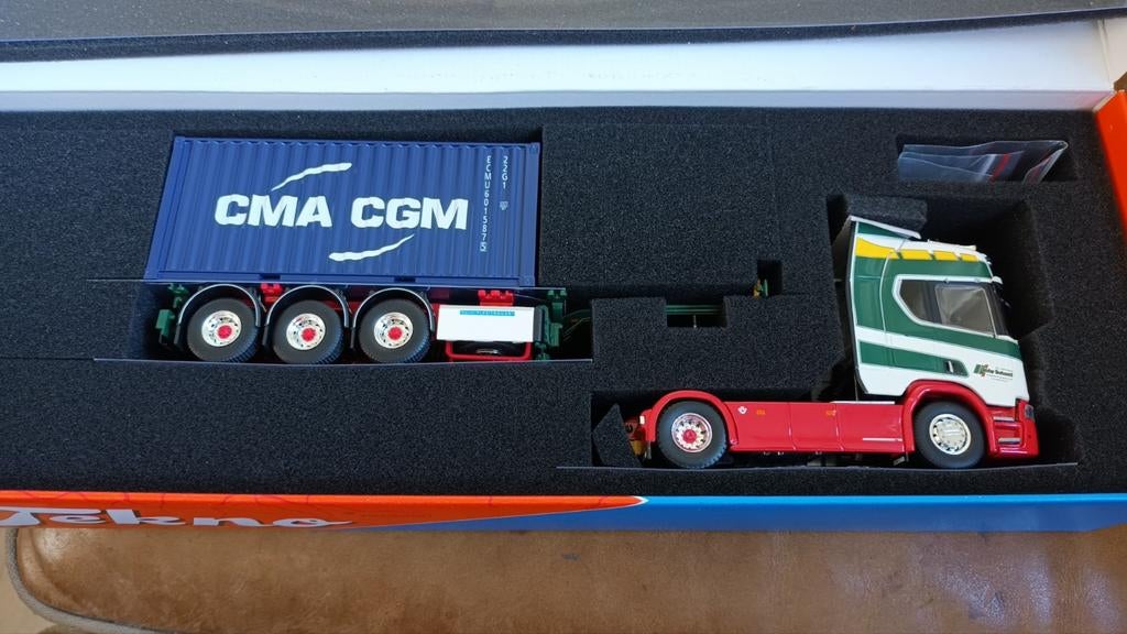 Tekno Scania Roby Schmidt, Hobby en Vrije tijd, Modelauto's | 1:50, Ophalen of Verzenden, Zo goed als nieuw, Bus of Vrachtwagen