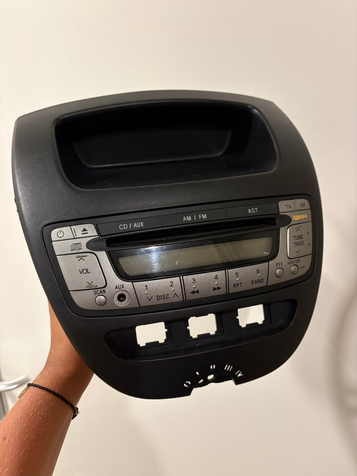Originele autoradio c1/107/aygo, Ophalen, Gebruikt