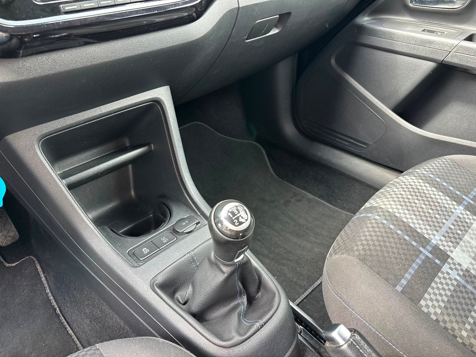 Foto 12 van Volkswagen Up! Club Up! Zwart5D