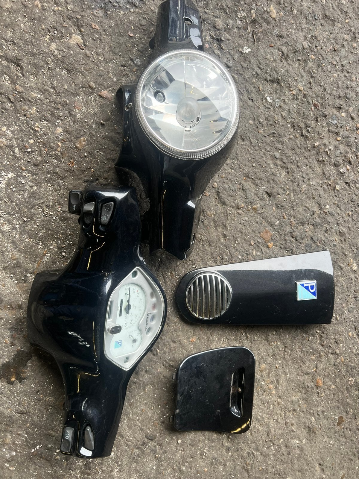 Vespa lx kappen claxonneus,stuurkappen,bougiekap, Ophalen of Verzenden, Zo goed als nieuw, Vespa