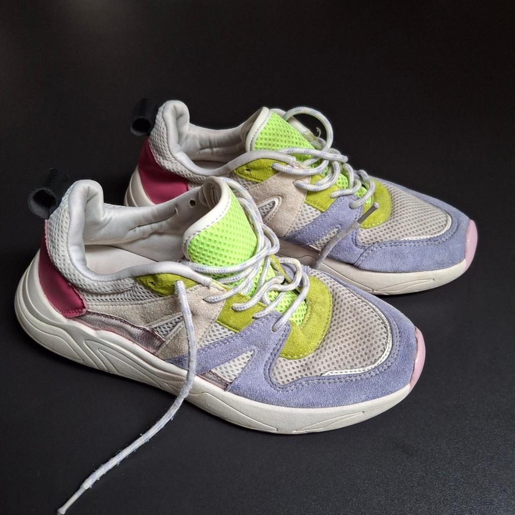 Nieuwe kleurrijke sneakers maat 39, Ophalen of Verzenden, Nieuw, Overige kleuren, Sneakers of Gympen