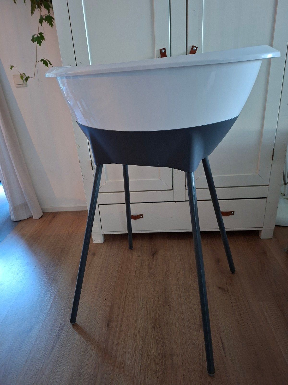 Luma babybadje met standaard en badzitje, Zo goed als nieuw, Badje, Standaard, Ophalen