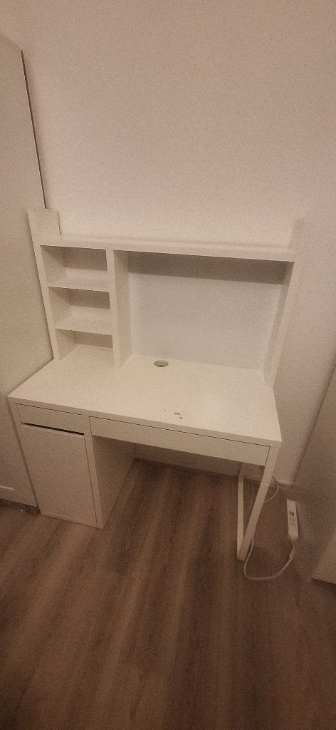 bureau Micke, Huis en Inrichting, Bureaus, Ophalen, 105 cm, Gebruikt, Opzetstuk