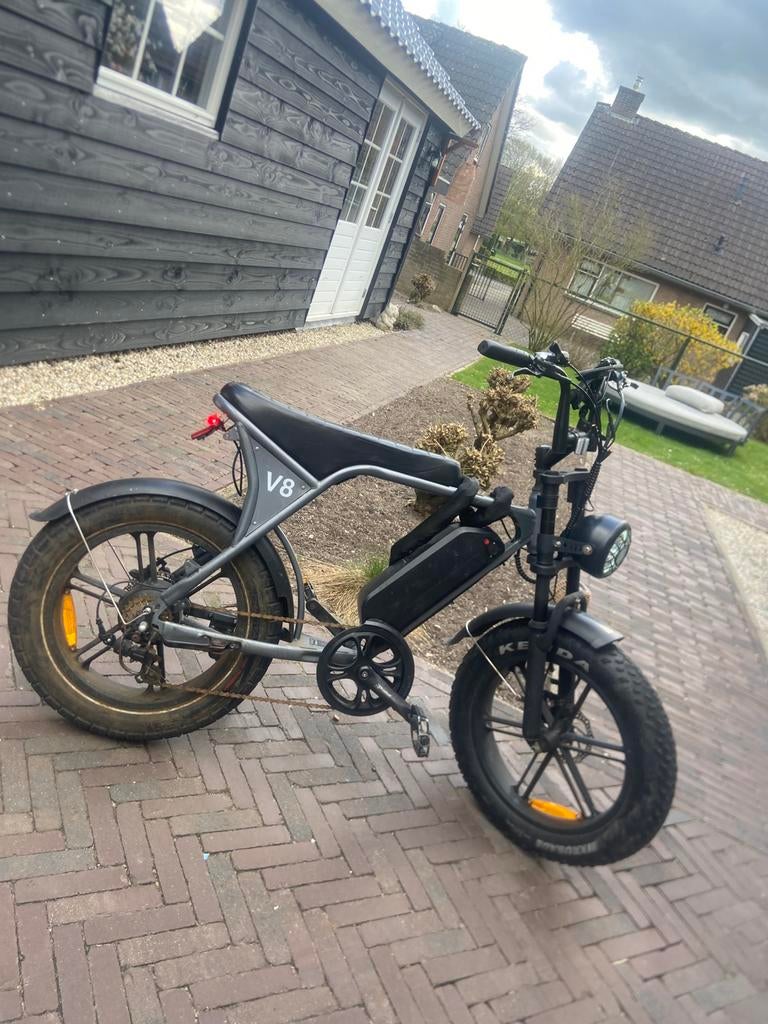 Fatbike Ouxi V8 3.0 met een opvoerbaarschermpje en gashendel, Fietsen en Brommers, Elektrische fietsen, Nieuw, Overige merken