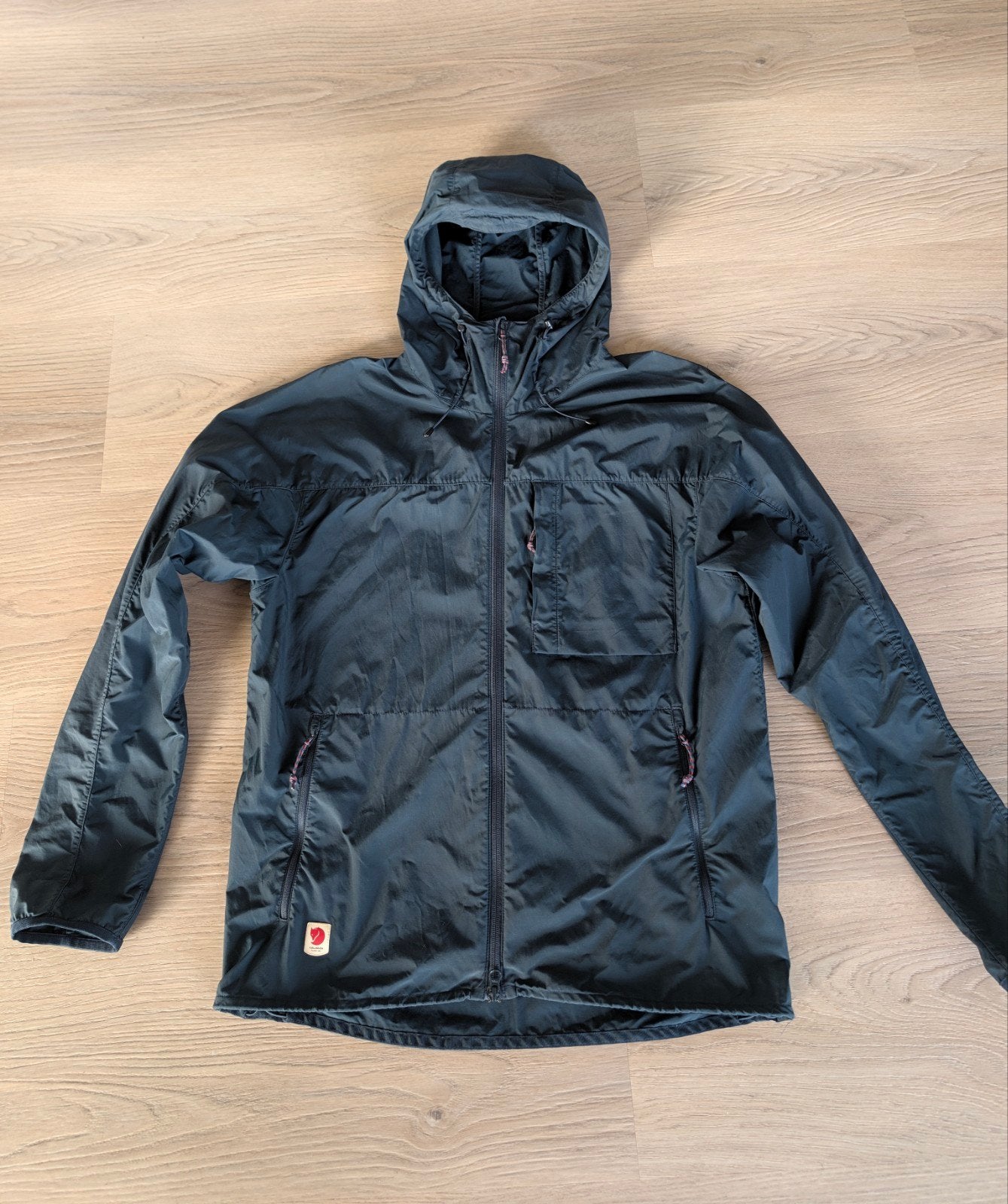 Fjällräven High Coast Wind Jacket Heren Maat S, Kleding | Heren, Blauw, Ophalen of Verzenden, Zo goed als nieuw, Fjällräven