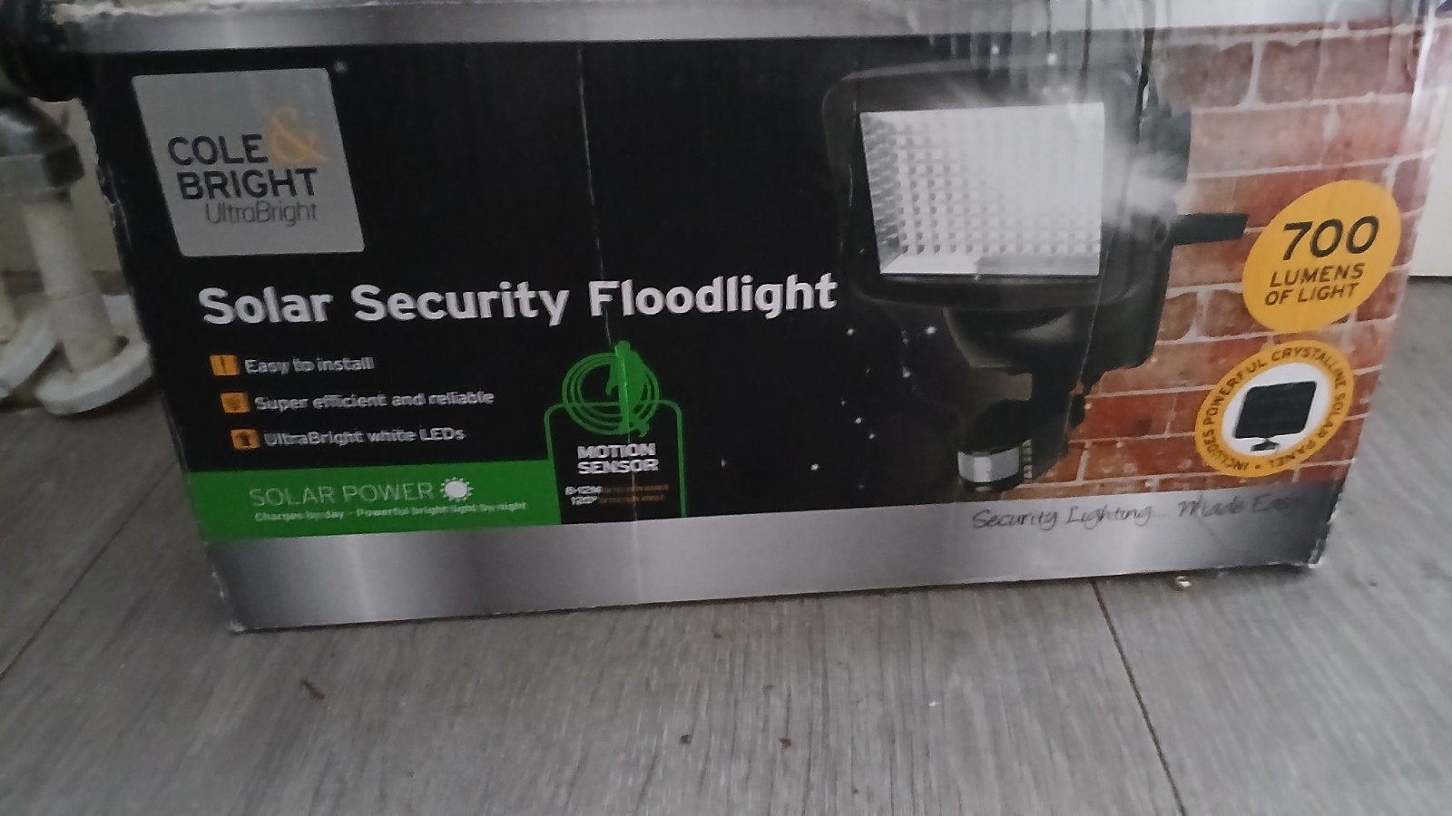 Solar Security Floodlight 700 Lumen Nieuw in Doos, Doe-het-zelf en Verbouw, Ophalen of Verzenden
