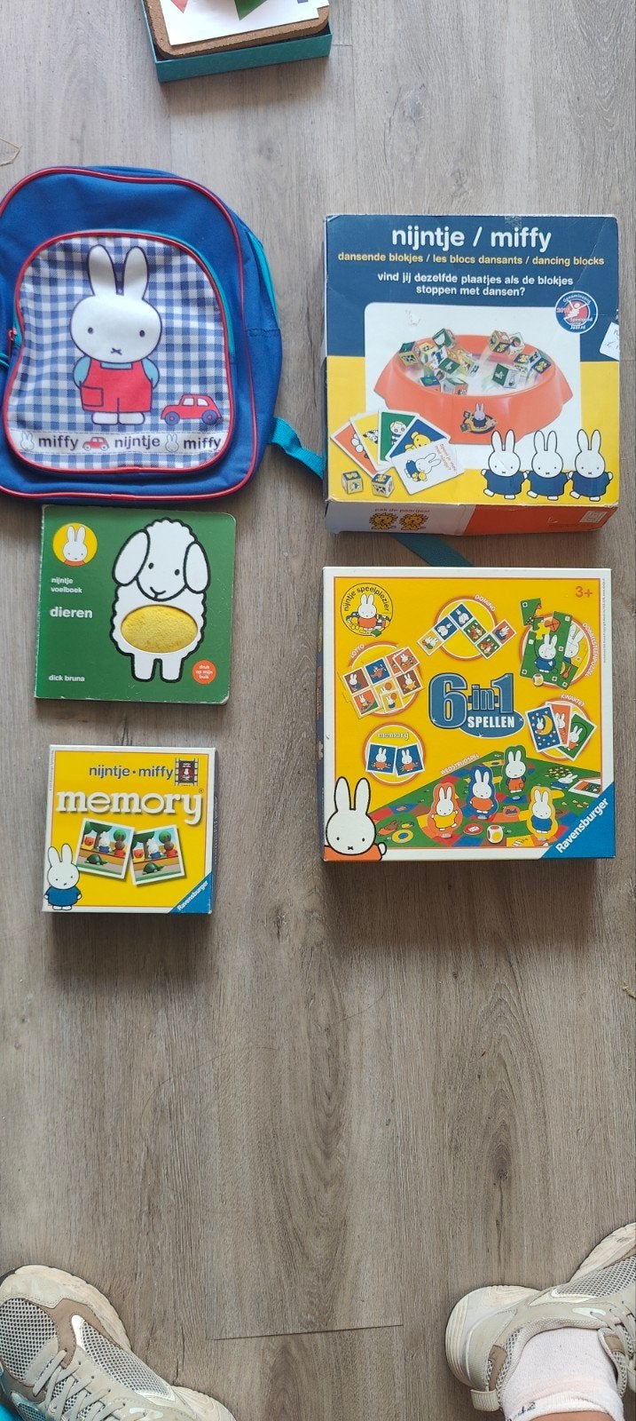 Nijntje pakket: rugzak, boek en spellen, Ophalen of Verzenden, Gebruikt, Jongen of Meisje