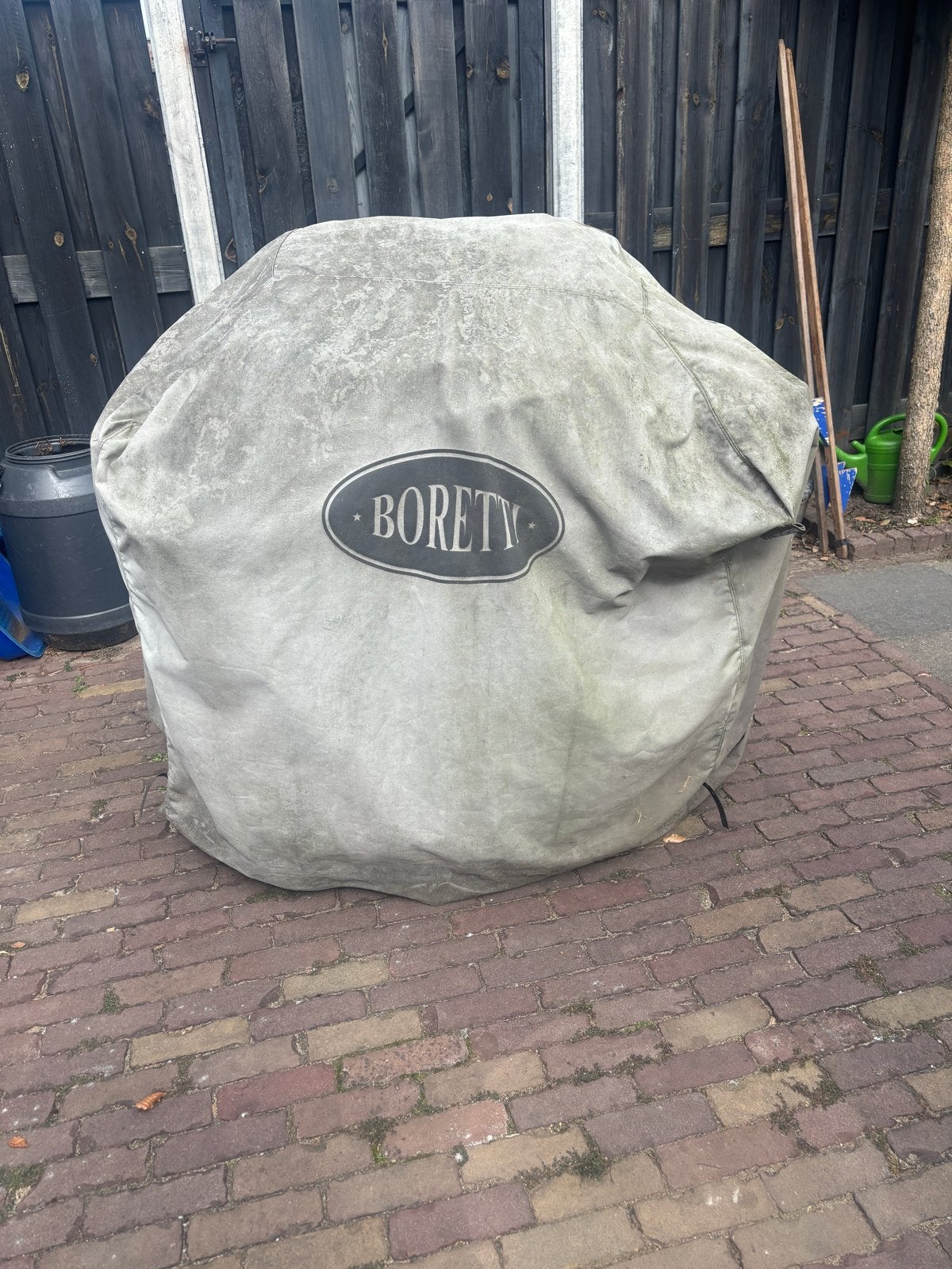 Boretti Bernini gasbarbecue met hoes, Tuin en Terras, Ophalen, Gebruikt