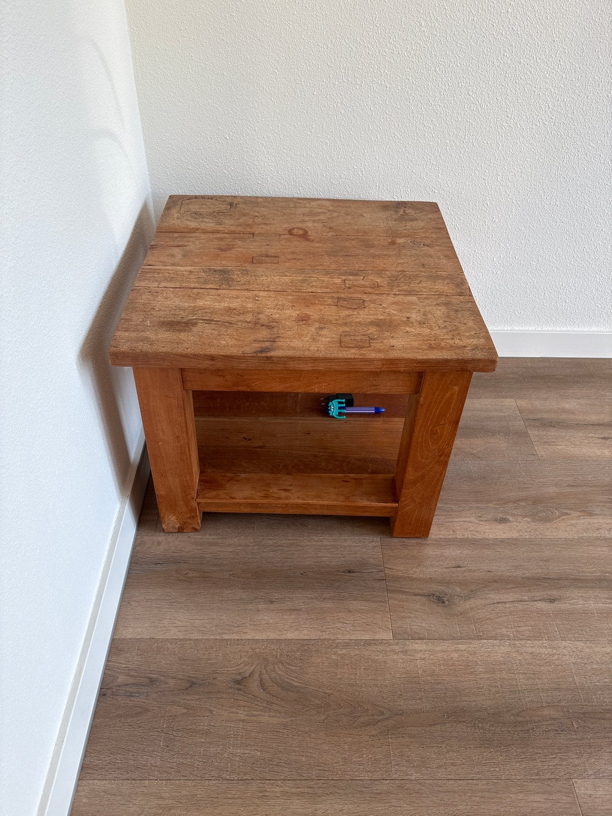 Massief teak houten bijzet/salon tafel, Ophalen, Gebruikt, 50 tot 100 cm, 50 tot 100 cm