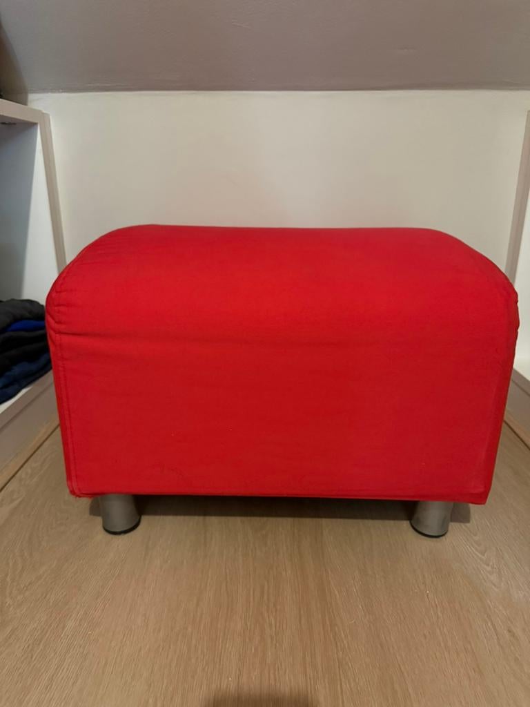 Hocker met Afneembare hoes uit Klippan serie, Huis en Inrichting, Banken | Voetenbanken en Poefen, Ophalen, Gebruikt, Stof, 50 tot 75 cm