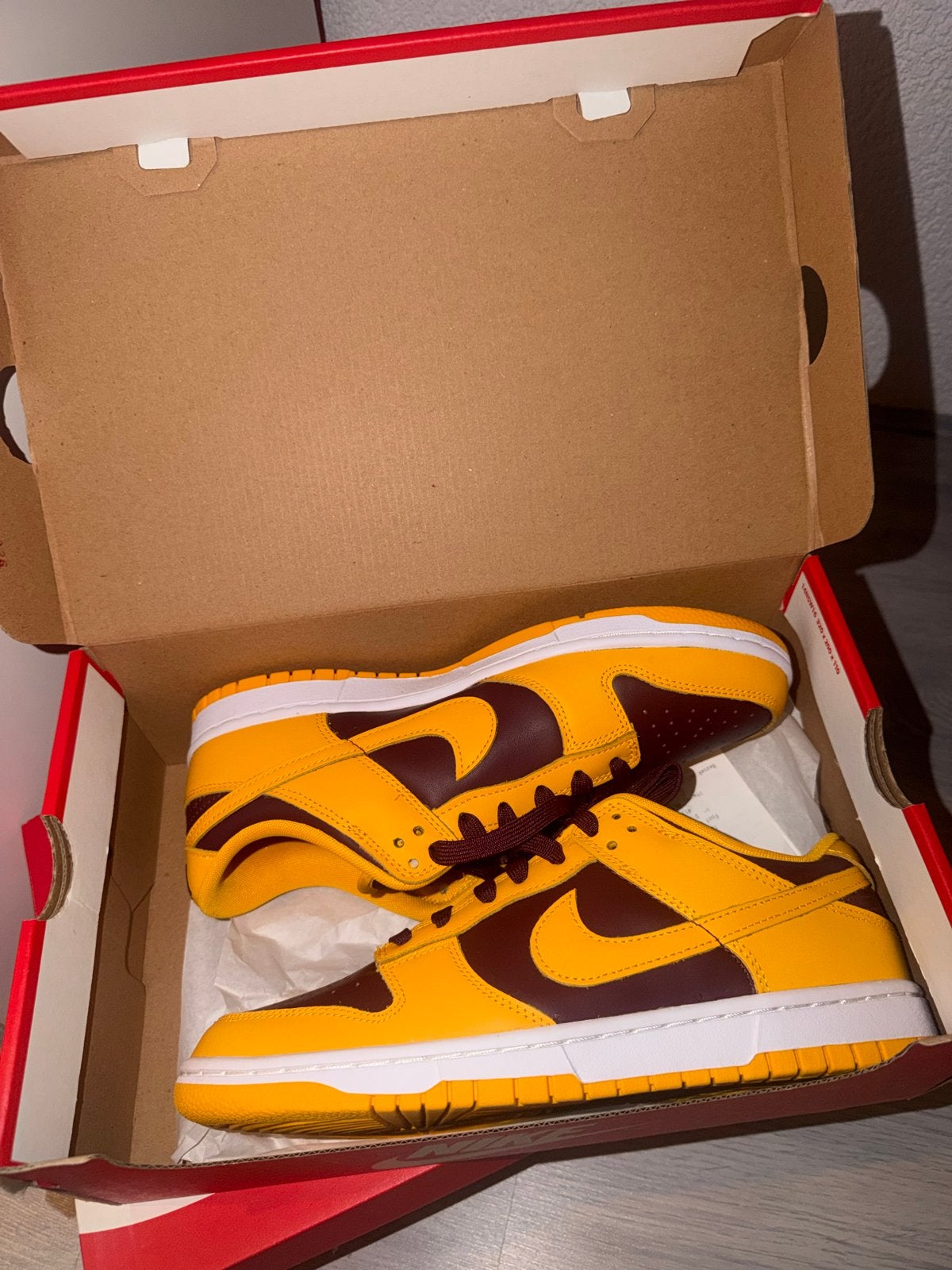 Nike Dunk Low Goldenrod - Maat 42.5, Kleding | Heren, Schoenen, Ophalen, Nieuw, Sneakers of Gympen