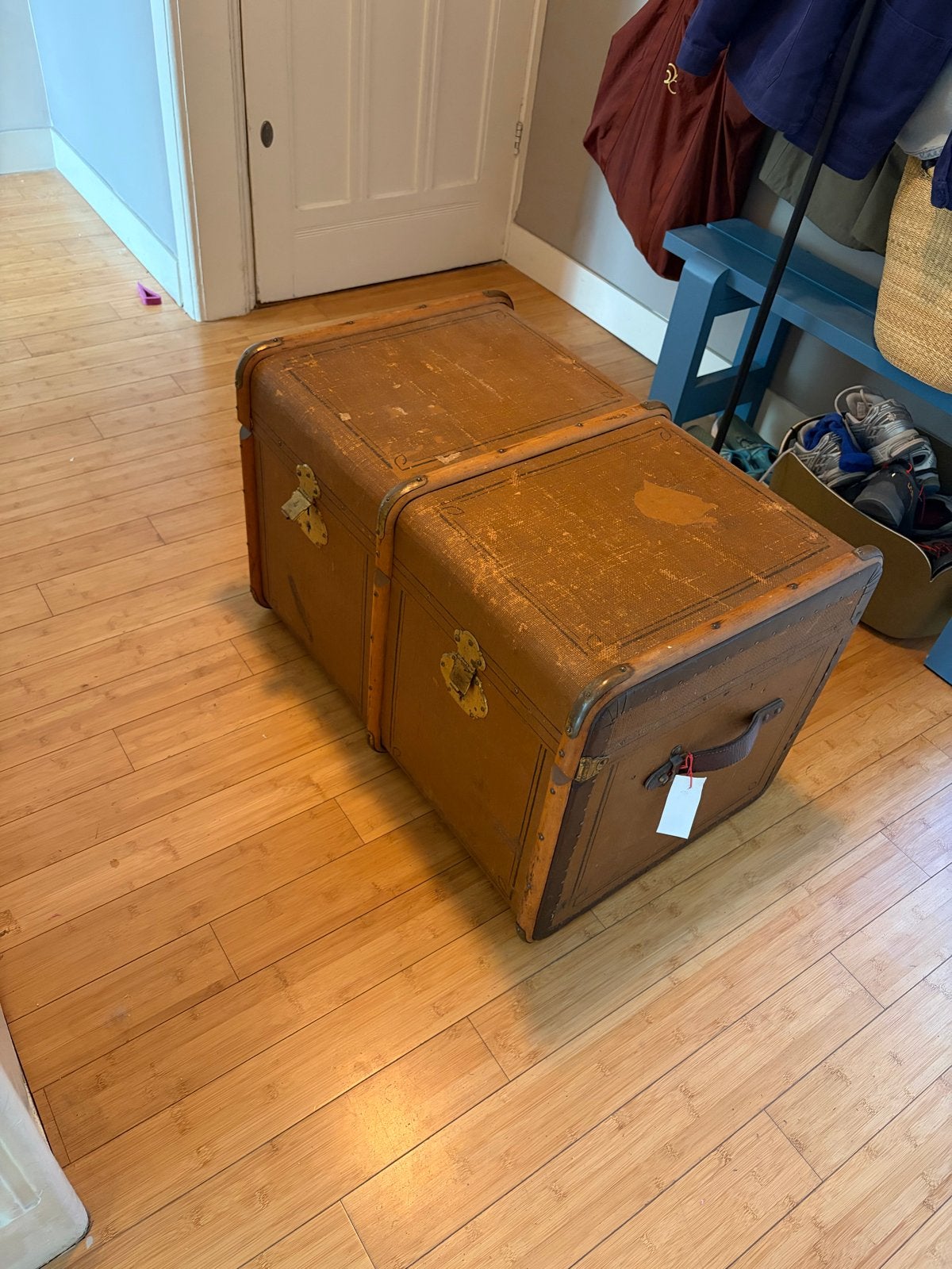 Vintage houten koffer/kist, Ophalen