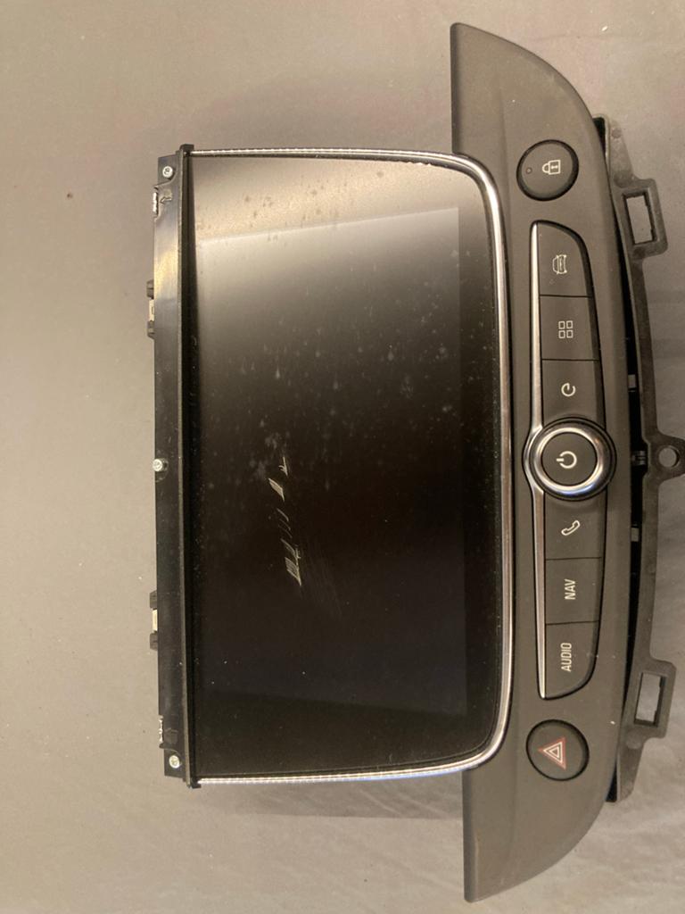 Opel Crossland X navischerm 9839355280, Auto-onderdelen, Dashboard en Schakelaars, Opel, Gebruikt, Ophalen of Verzenden