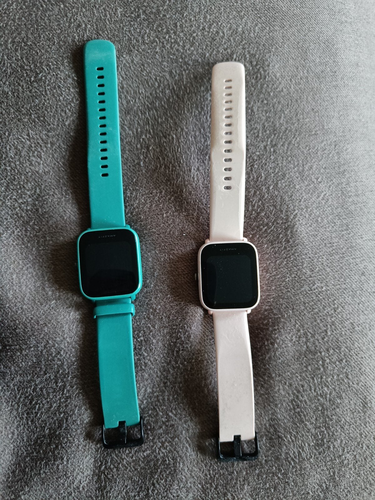 2 Amazfit Bip U Smartwatches - Klein Prijs per Stuk, Ophalen, Gebruikt, Amazfit, Waterdicht