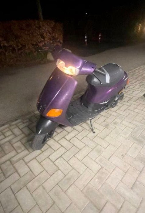 Piaggo zip type 3 gezocht !, Fietsen en Brommers, Scooters | Piaggio, Ophalen of Verzenden, Zo goed als nieuw, Zip