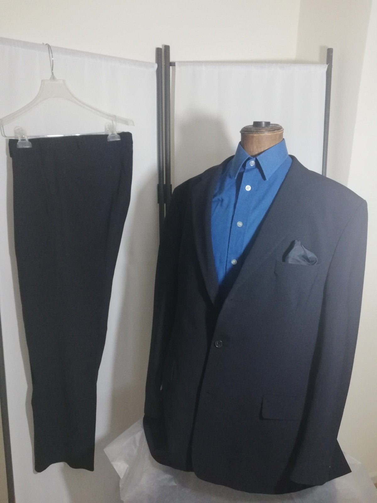 Herenpak - Donkerblauw colbert en pantalon, Maat 52/54 (L), Onbekend, Blauw, Ophalen of Verzenden