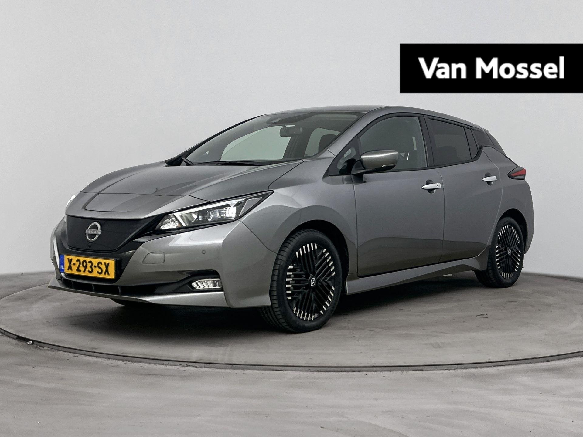 Nissan LEAF N-Connecta 39 kWh | Airco | Apple Carplay/Androi, Stof, Gebruikt, Lichtsensor, 150 pk