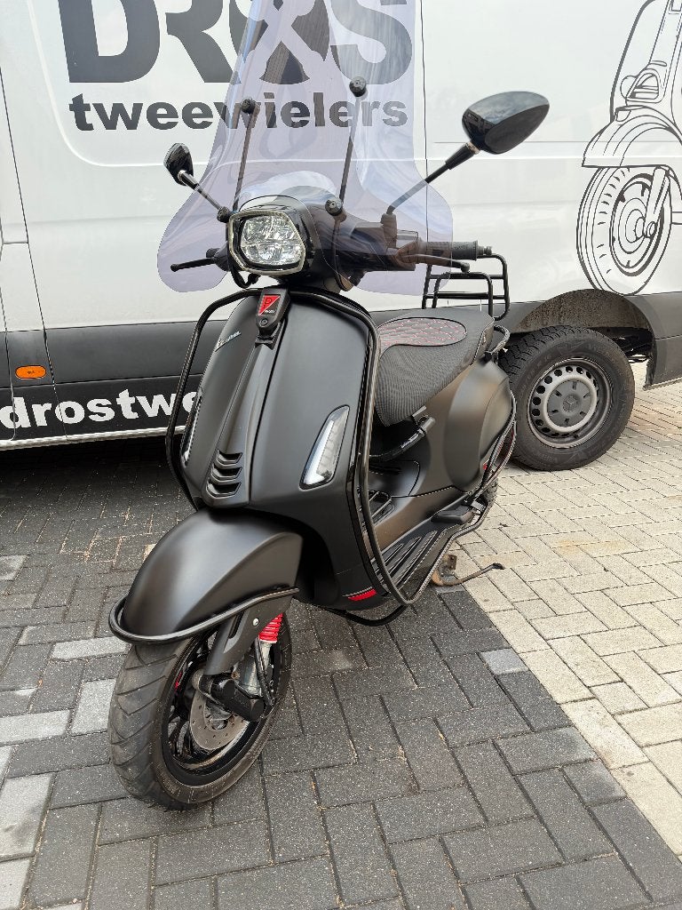 Vespa sprint notte 2021 | Eerste eignr | 9663km | Garantie, Overige modellen, Maximaal 45 km/u, Ophalen of Verzenden, Zo goed als nieuw