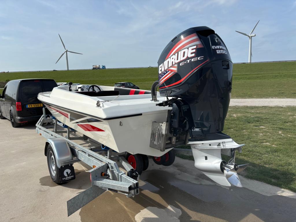 Phantom 18FT/Evinrude 250 E-Tec, Ophalen of Verzenden, Zo goed als nieuw, Benzine