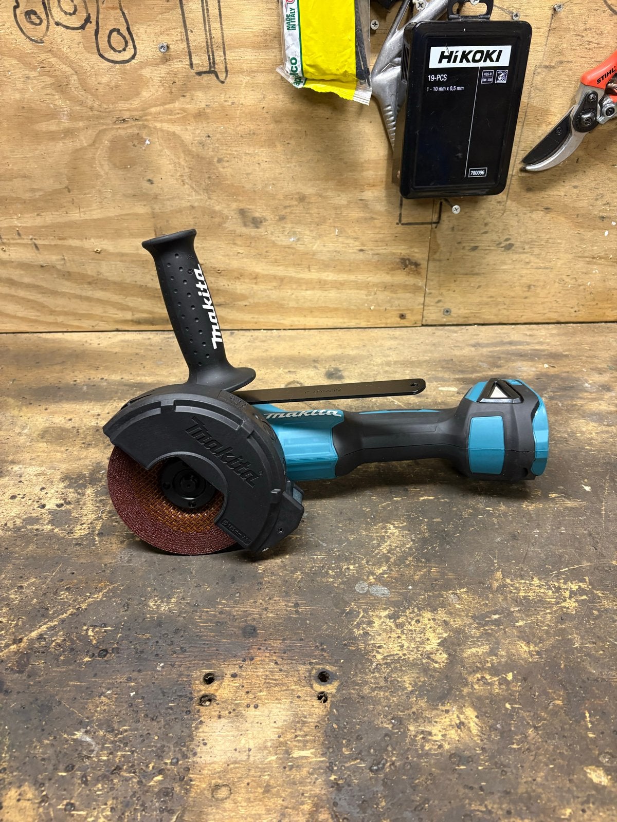 Nieuwe Makita DGA504 Slijptol - Accu Haakse Slijpmachine, John, Haakse handslijpmachine, Nieuw, Ophalen of Verzenden