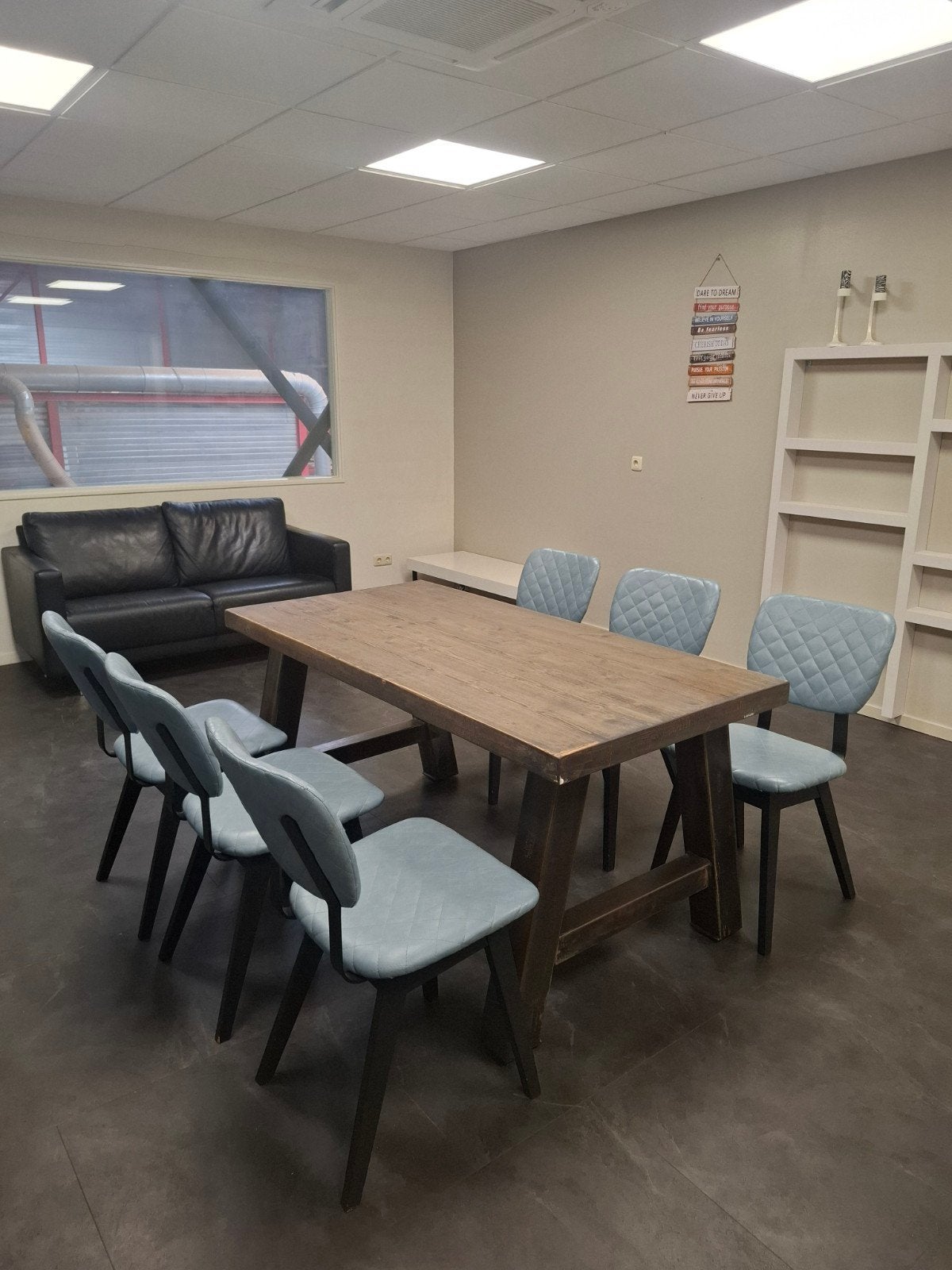 7 lichtblauwe eetkamerstoelen - Gebruikt, Ophalen