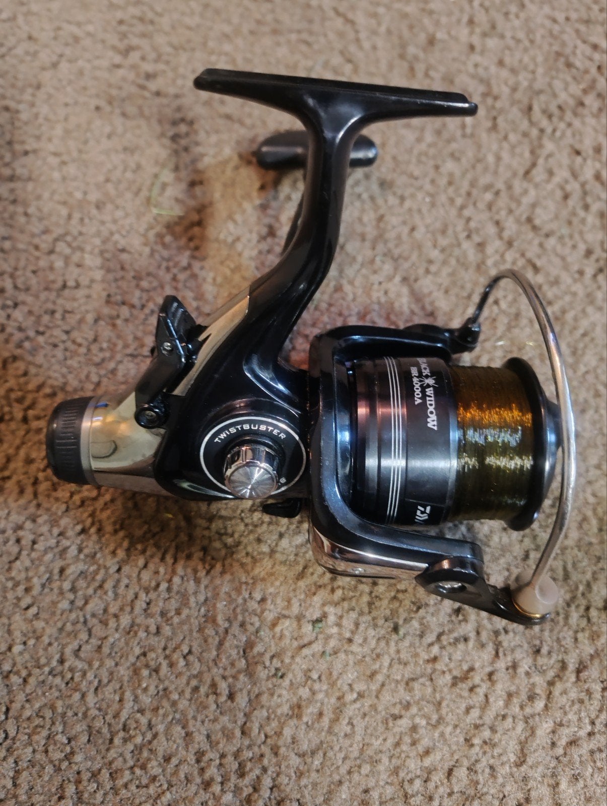 Daiwa Black Widow BR 4000 A molen feeder karper, Ophalen of Verzenden, Zo goed als nieuw, Molen