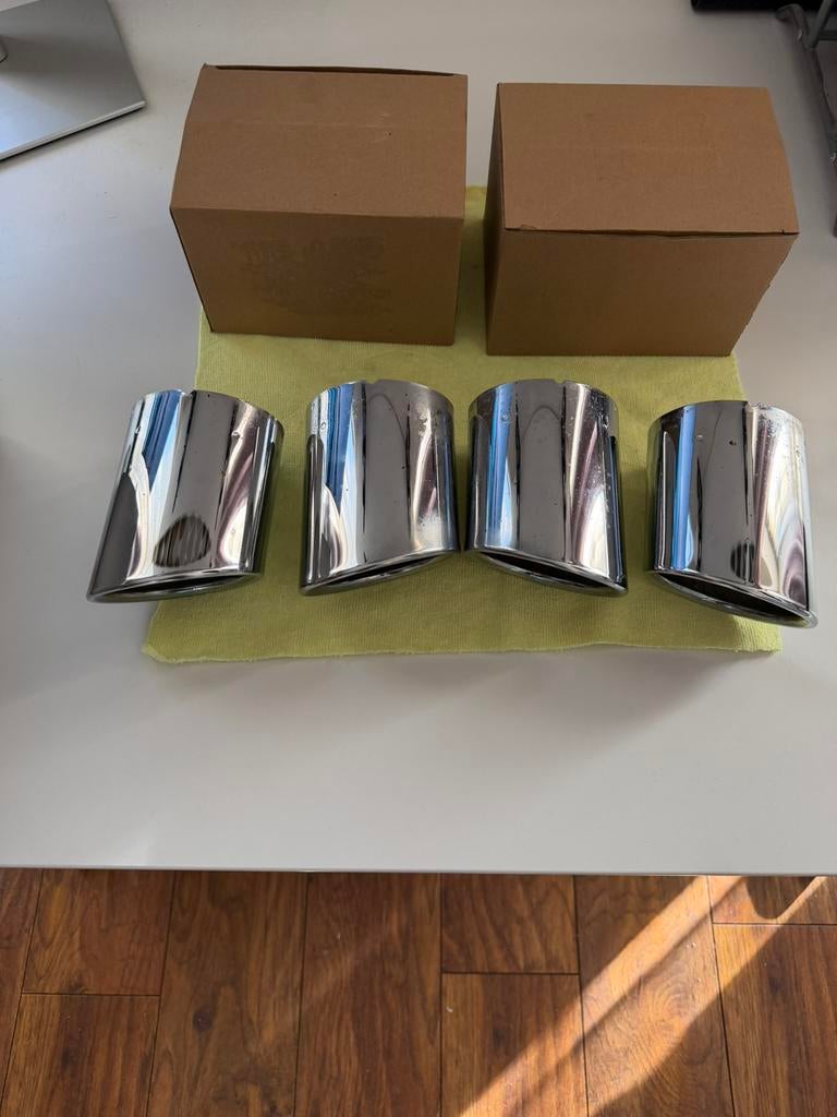 Originele Audi S3 uitlaatsierstukken (set links & rechts), Ophalen of Verzenden, Gebruikt, Audi