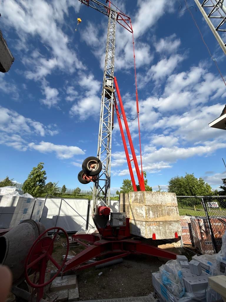 Bouwkraan hijskraan 21 meter GRU DALBE  Type 222 S Kraan -, Ophalen, Gebruikt
