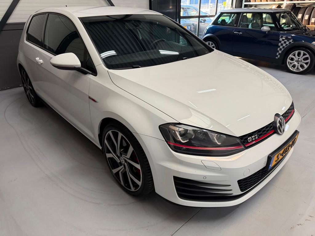Volkswagen Golf 2.0 TSI GTI|DSG|PDC|NAVI|Cruise|Flippers|Afl, Stof, Gebruikt, 4 cilinders, 1984 cc