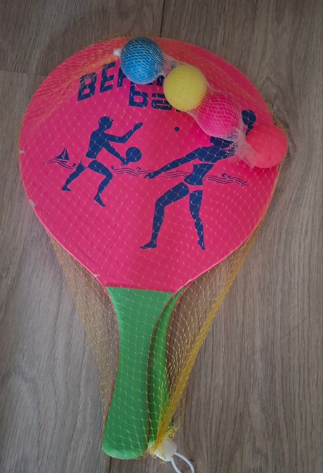 nieuw Beachball set met 4 ballen en 2 rackets, Ophalen, Nieuw